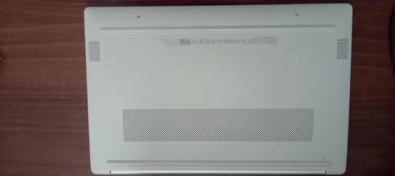 HP Laptop 15-fd0133wm, 8/256 GB 6