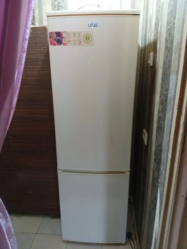 Продам холодильник