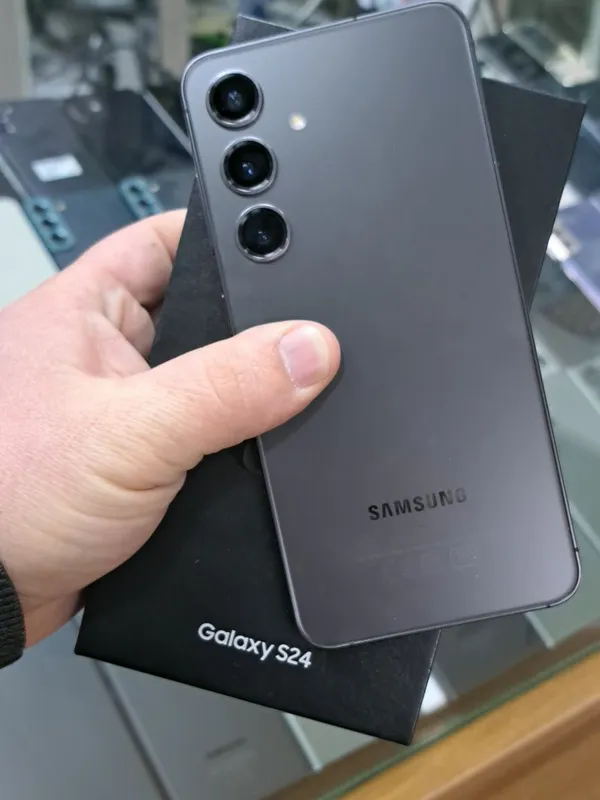 Samsung S24 память 8/128GB 1 Samsung S24 память 8/128GB 1