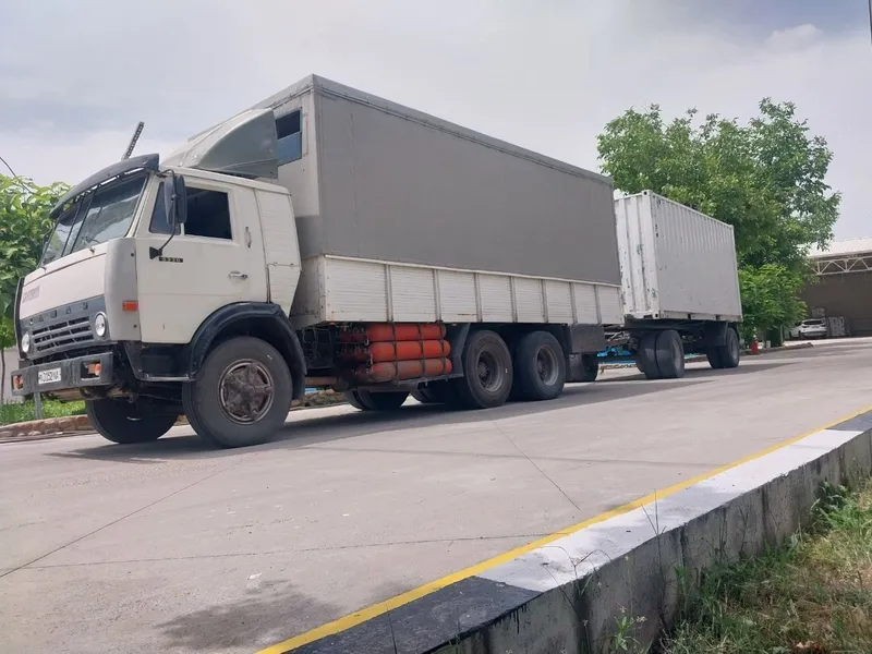 Kamaz sotiladi. Xolati zor. Mator karopka reduktor remont qilingan 1