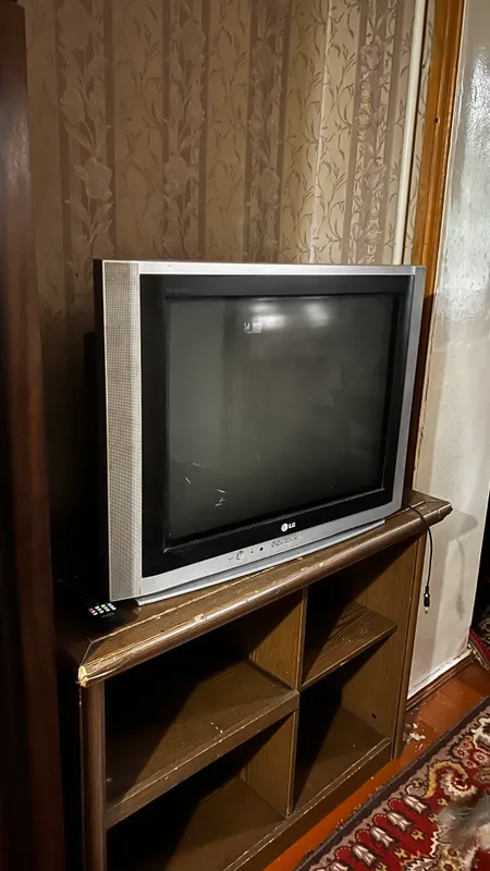 Телевизор LG 1