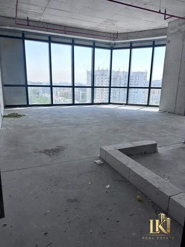 Продаётся 2-комнатная угловая квартира в ЖК Piramit Tower 4