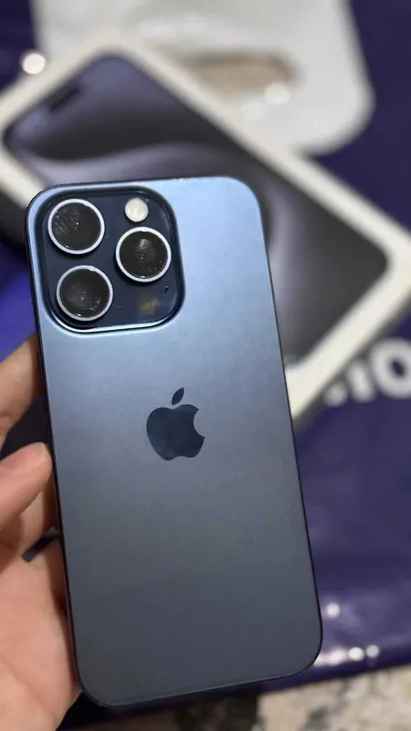 iPhone 15 pro srochni satiladi