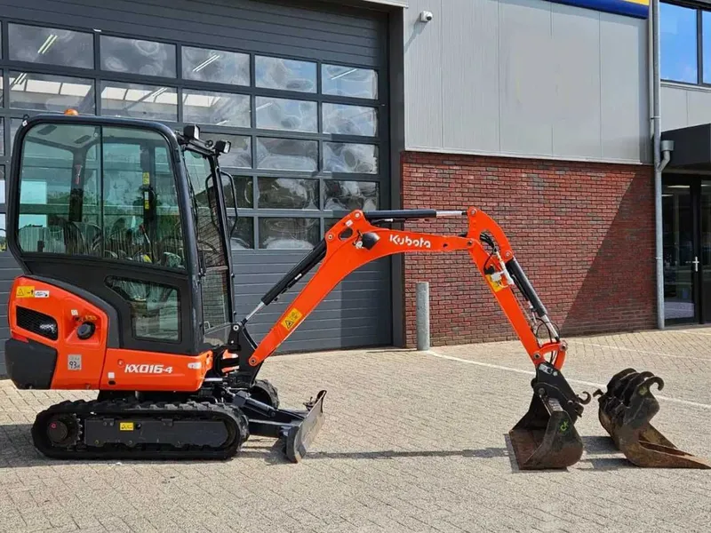 Мини-экскаватор Kubota KX016-4 — фото 1
