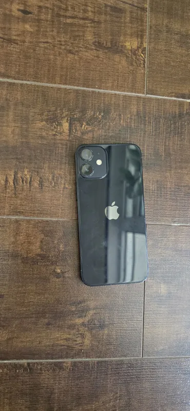 Iphone 12 mini sotiladi. 1