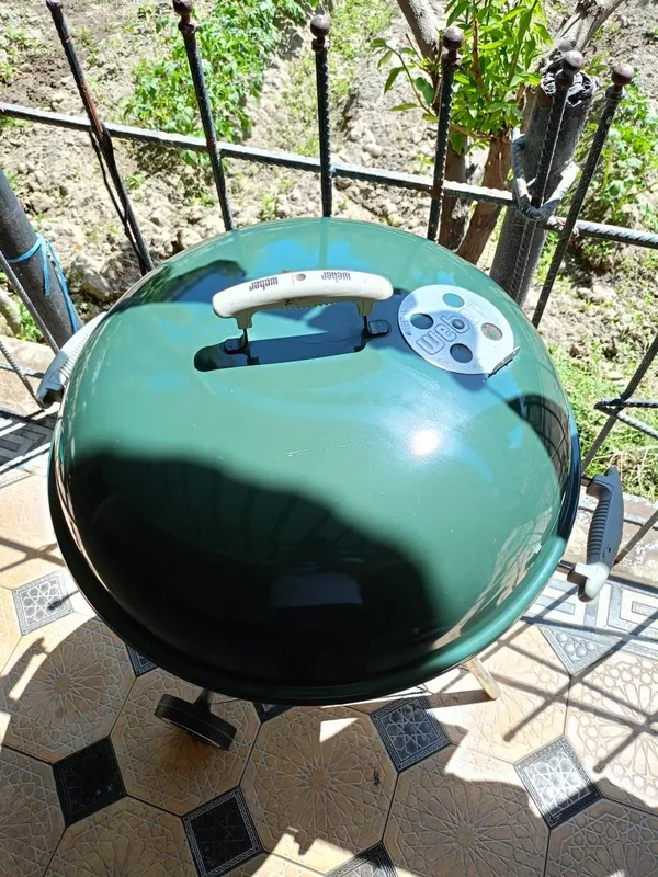 Угльный гриль WEBER почти новый