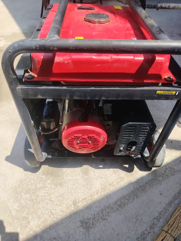 Generator dvijok 4 Generator dvijok 4