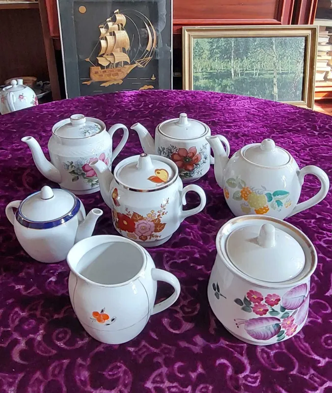 Заварочные чайники, молочники, сахарницы