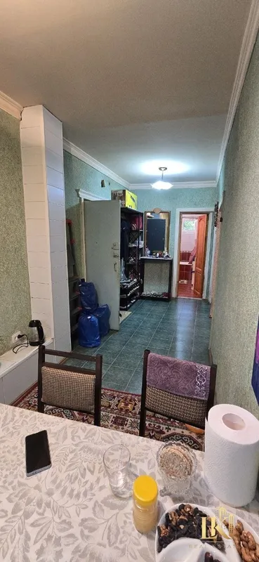 Продаётся уютная 2-комнатная квартира, 64 м², 3/4 этаж — фото 1