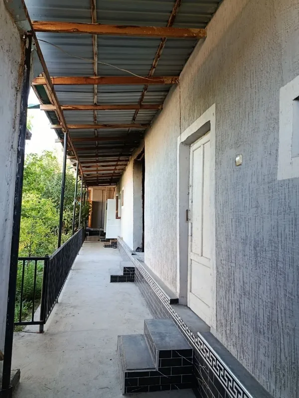 Karmana tumani Kumushkonda hovli sotiladi. 7