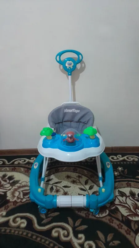 Продаётся новый ходунок 1