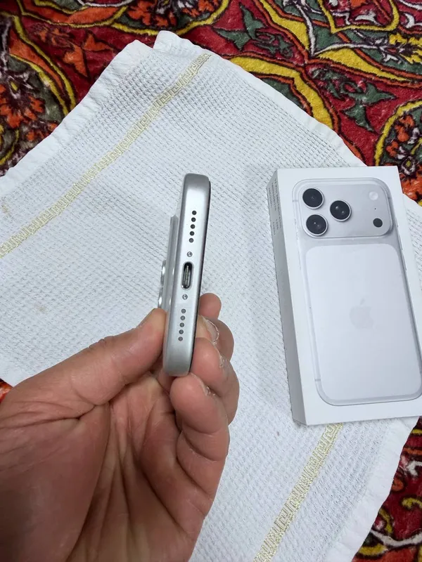 iphone 17 pro 256gb silver срочна продам 3