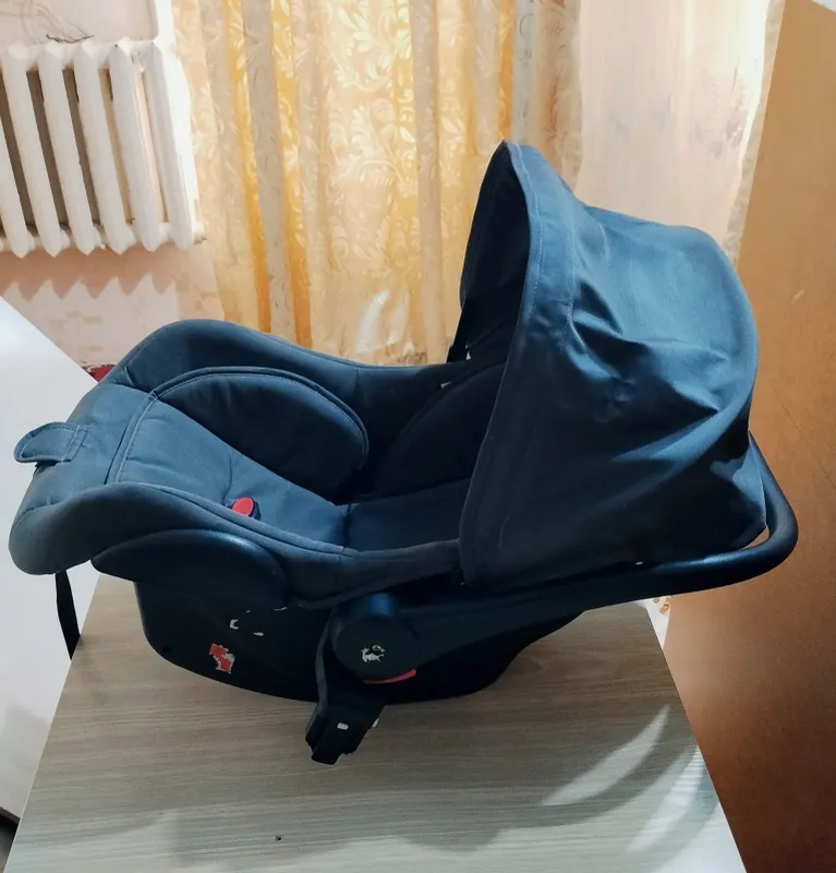 Avto kreslo sotiladi 3
