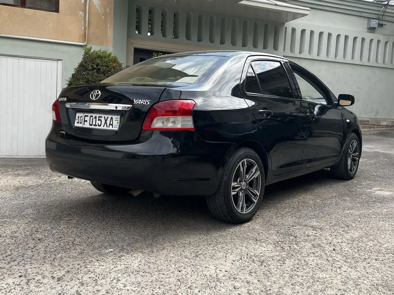 Toyota Yaris 1.5 Automatic 2006 Metan 4 pak 4900$ 5