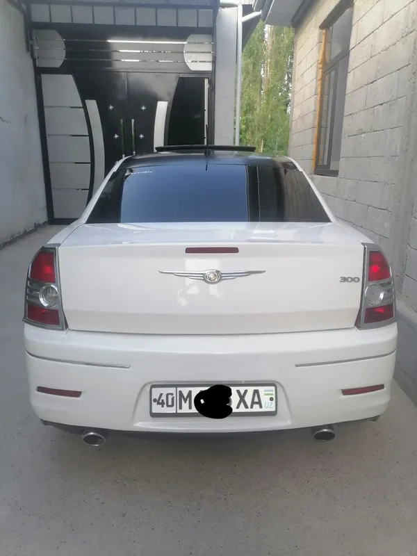 Chrysler 300c 2,8 объём 5 Chrysler 300c 2,8 объём 5