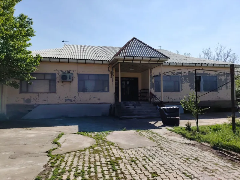 Олмалик Шахар Эвалак да Уй сотилади