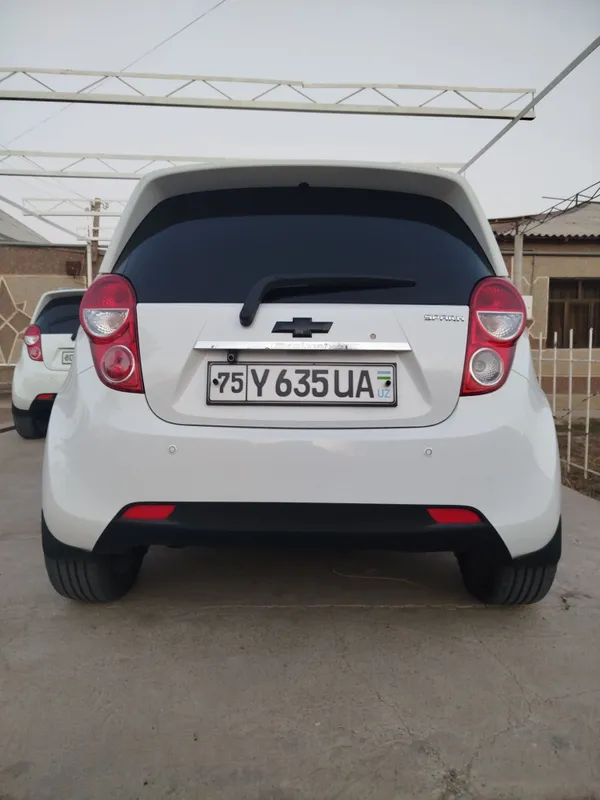 Chevrolet spark sotuvda 2022 mexanika — фото 1
