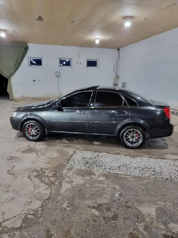 Sotiladi Lacetti 1.8 AT 1