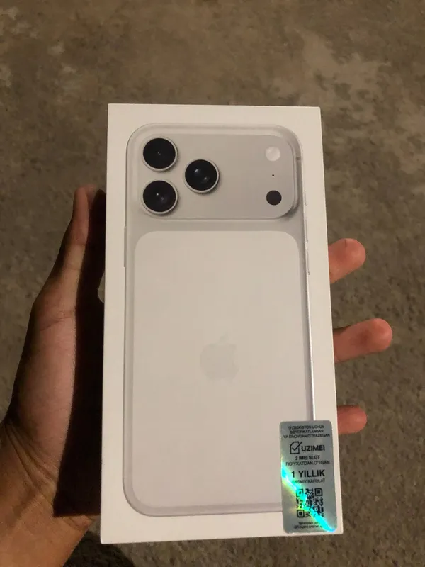 iphone 17 pro max 2