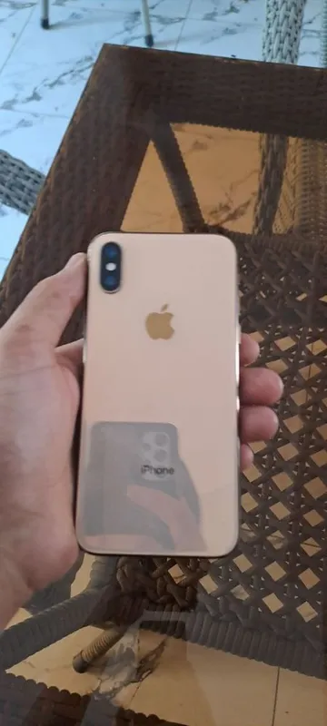 Iphone Xs Gold sotiladi kelshtrb beramza 1