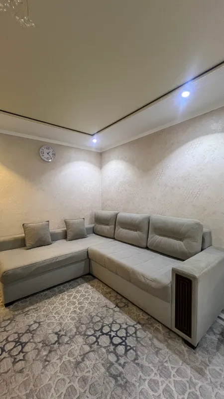 Ugalok divan yangidek holatda sotiladi 1 Ugalok divan yangidek holatda sotiladi 1