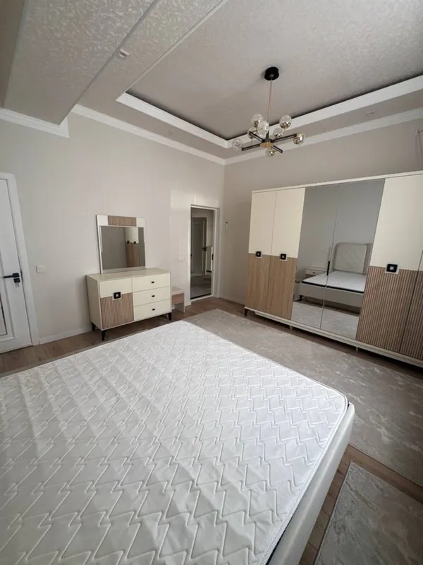 Срочно здаеться квартира в аренду чирчике районе 500тка горпарк — фото 1