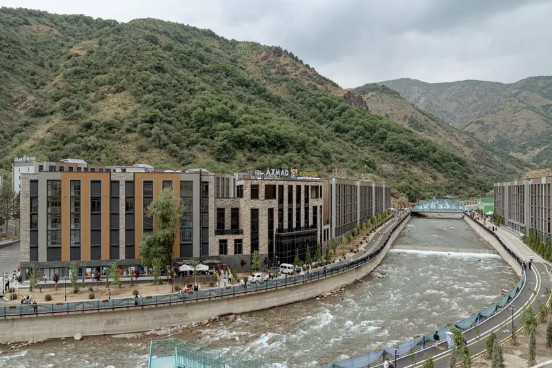 Ugam river 4 этаж 47 квадрат 34 квартира. 1