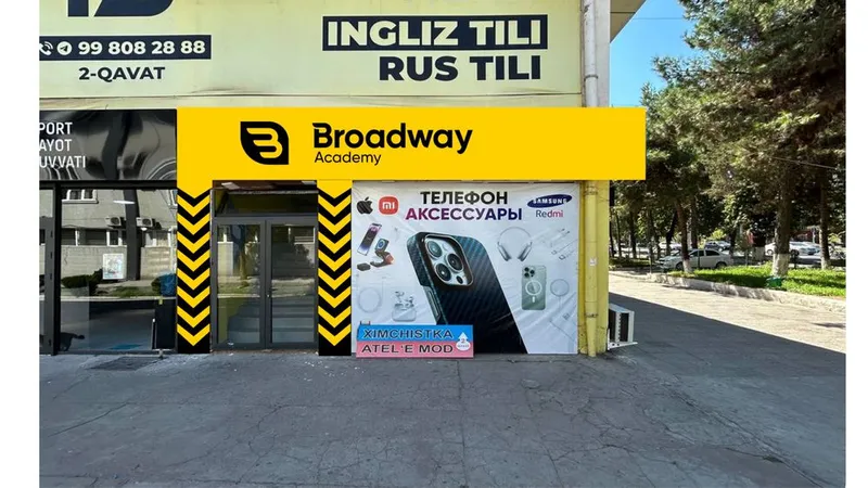Tashqi reklama Bo'rtma harflar, banner, elektron tablo, — фото 2