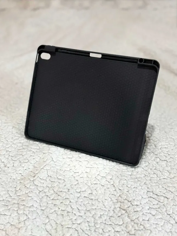 Продам Apple iPad Air M2 13 inch 4 Продам Apple iPad Air M2 13 inch 4