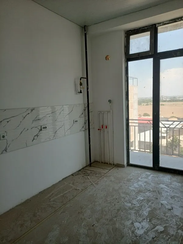 Продам 2 комнатную квартиру 1