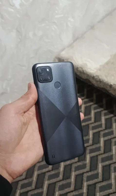 Телефон Realme C21Y 4/64 ГБ, удобен для повседневного использования 1 Телефон Realme C21Y 4/64 ГБ, удобен для повседневного использования 1