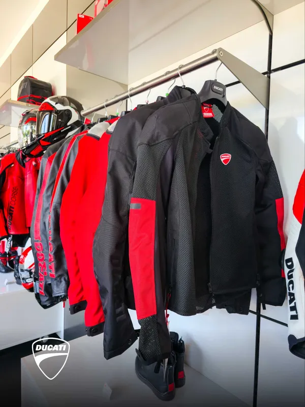 Оригинальная экипировка, одежда и аксессуары Ducati 8
