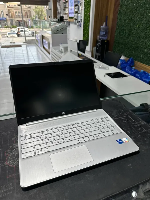 Hp Laptop 3