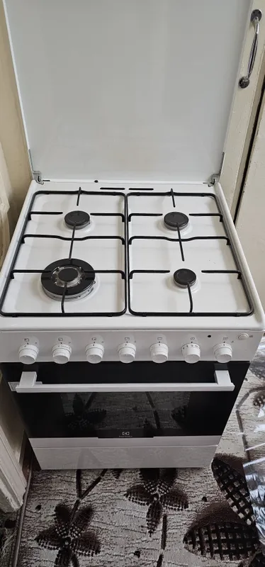 Gaz plita Electrolux yangiday kam ishlatilgan — фото 1