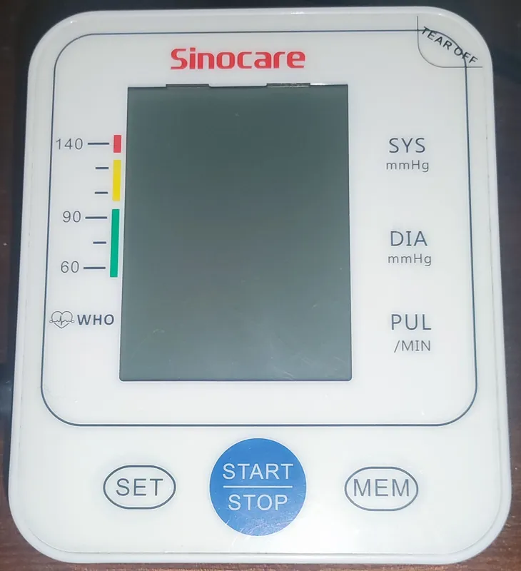 Sinocare elektron tonometr, zavod sumkasi bilan 1