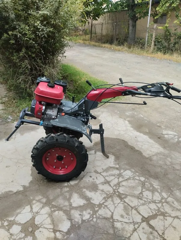 Mini traktor wema 3