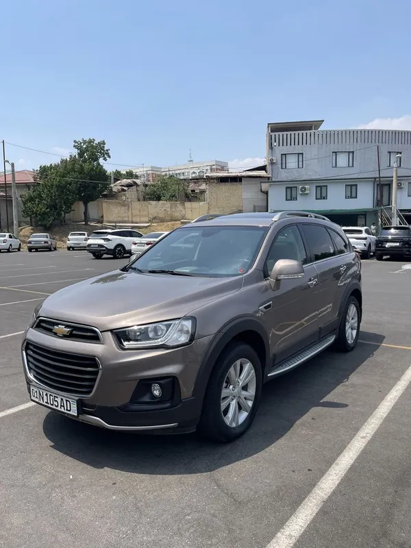 Chevrolet Captiva 3/4 2 Chevrolet Captiva 3/4 2