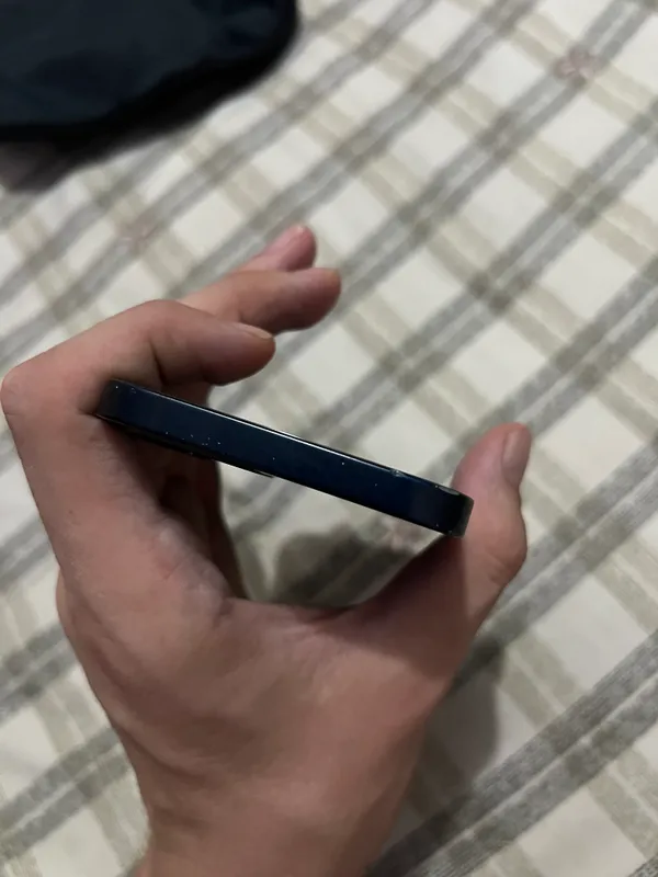 iPhone 12 128 ГБ / 79% 7