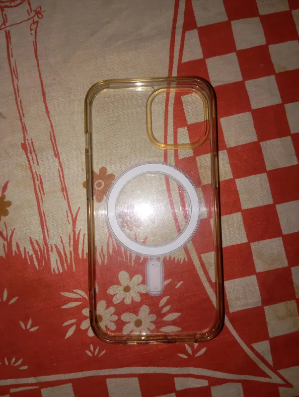 iPhone 15 3