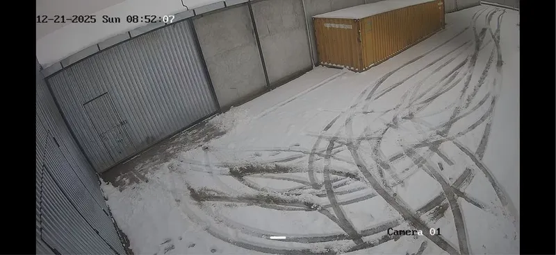 Райсентр Эшонгузарда Райгаз кўчада Склад ижарага берилади 1100-кв — фото 3
