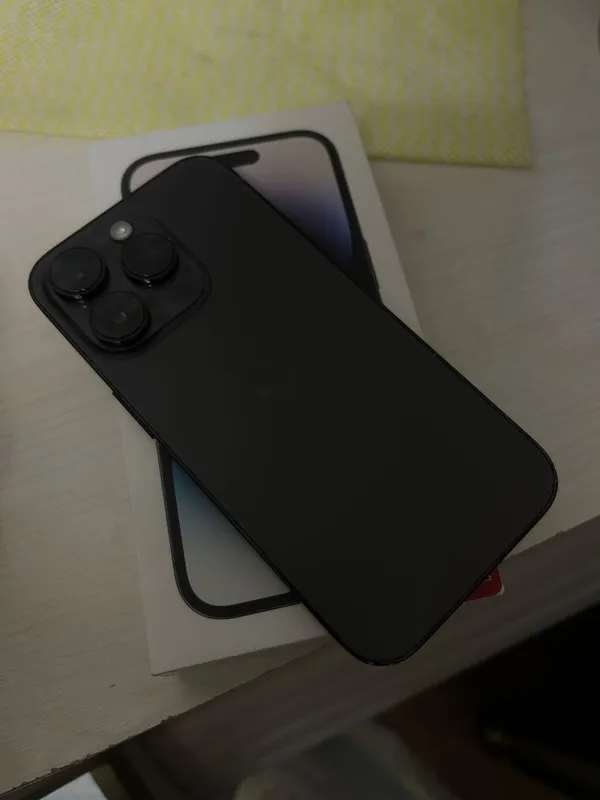 iPHONE 14 pro Black