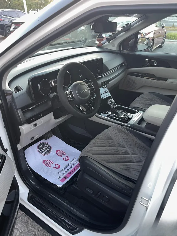 Kia Carnival 3.5L Comfort pozitsa avtomobil ! 4 Kia Carnival 3.5L Comfort pozitsa avtomobil ! 4