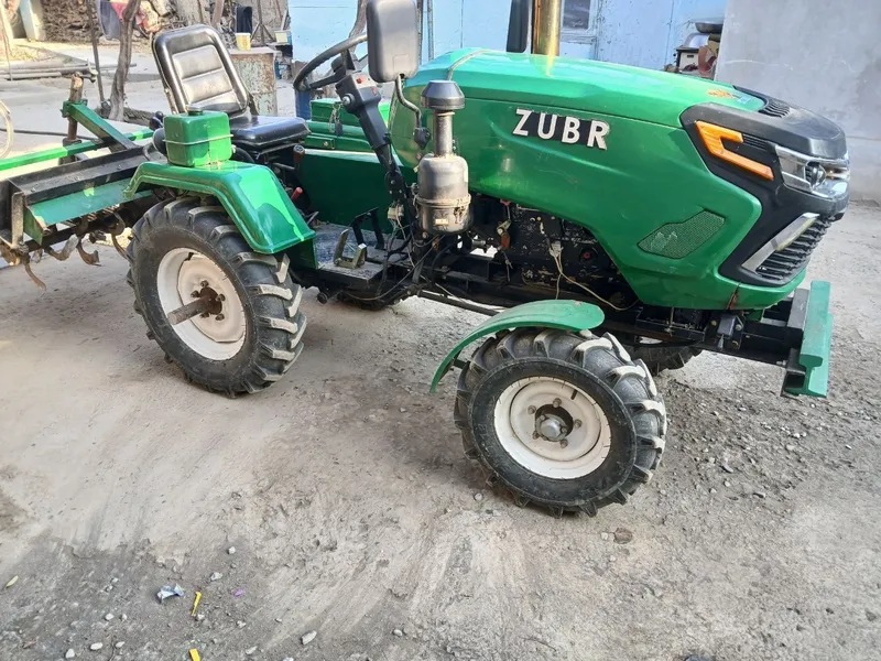 Qishloq xo‘jaligi uchun mini traktor 1 Qishloq xo‘jaligi uchun mini traktor 1