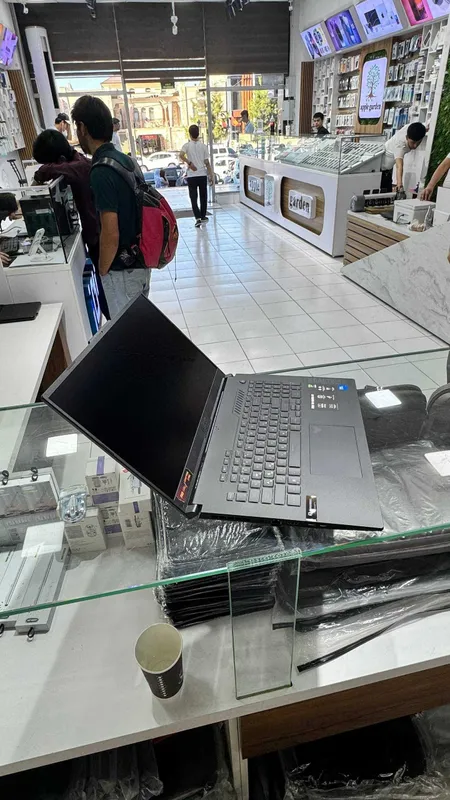 Asus Tuf Gaming F17 — фото 2