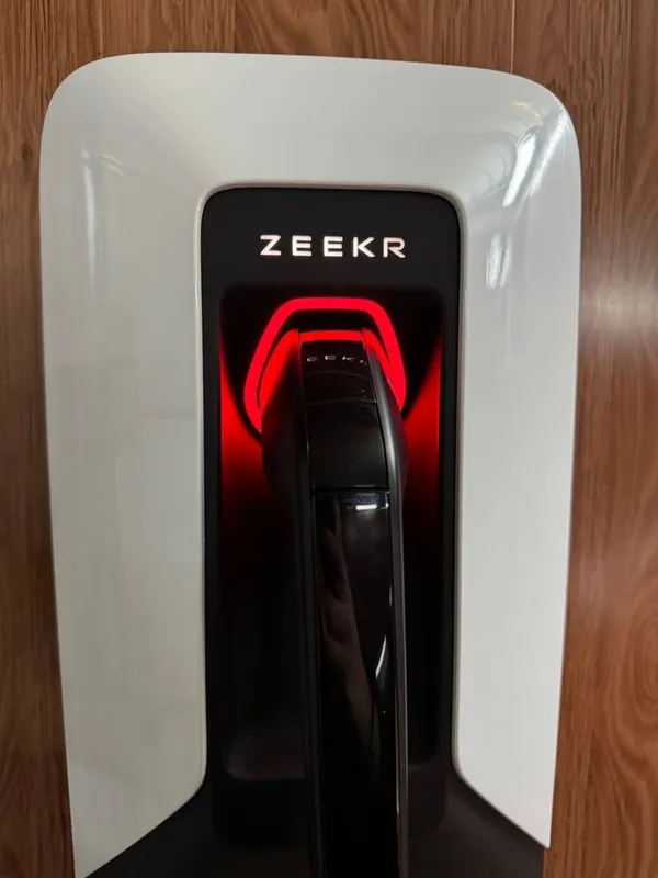 Zeekr зарядка оргинал 7kw официальный дилер гарантия — фото 1