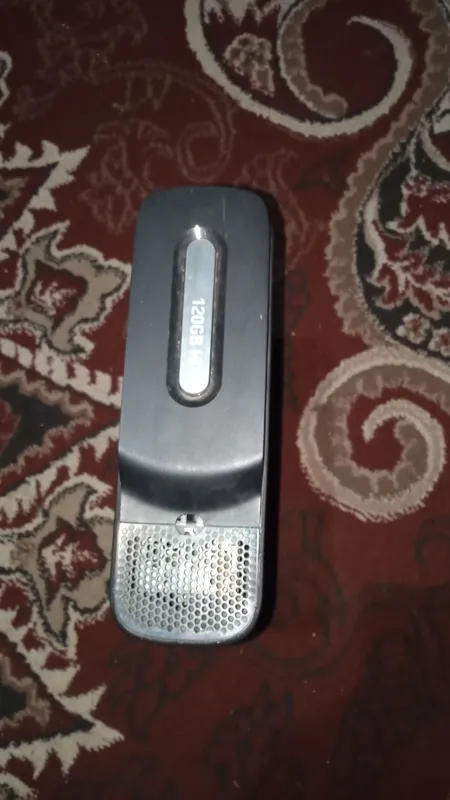 Игровая приставка Xbox 360, 128 GB памяти 4 Игровая приставка Xbox 360, 128 GB памяти 4