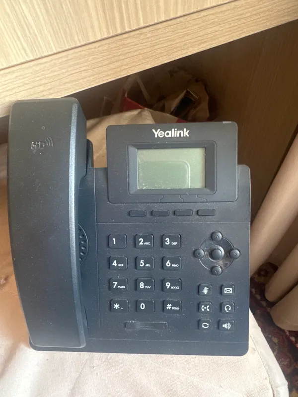 IP телефон Yealink SIP T30P