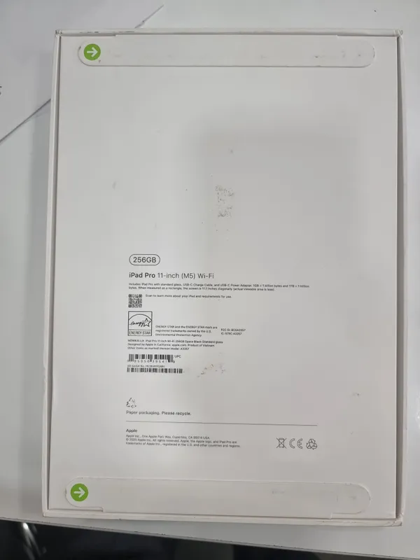 iPad Pro 11-inch (M5) Wi-Fi 2 iPad Pro 11-inch (M5) Wi-Fi 2