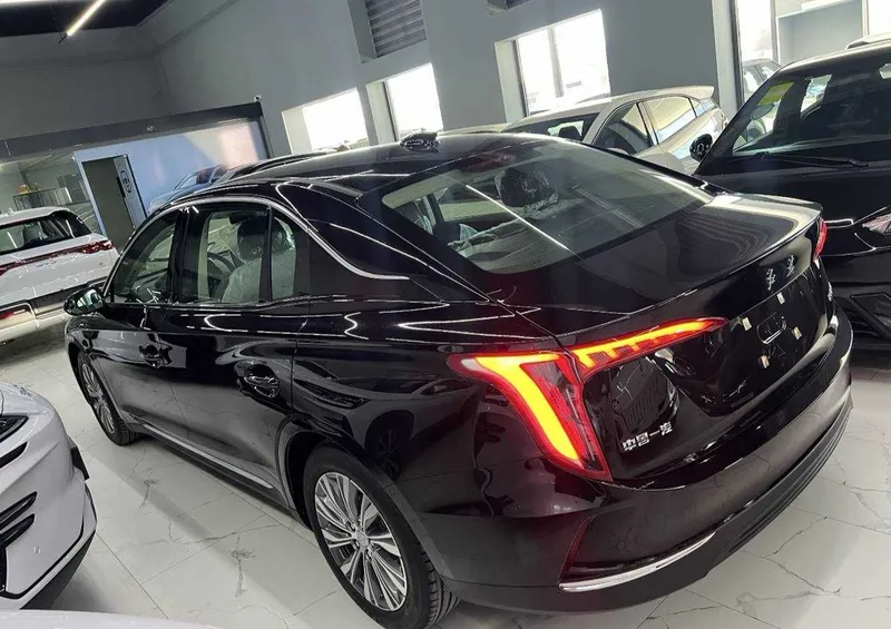 Hongqie E-QM5 450km Naqd va Nasiya Savdo evaziga 4 Hongqie E-QM5 450km Naqd va Nasiya Savdo evaziga 4