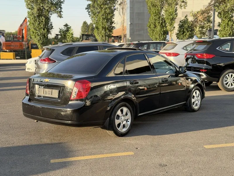 Chevrolet Jentra 2021 3
